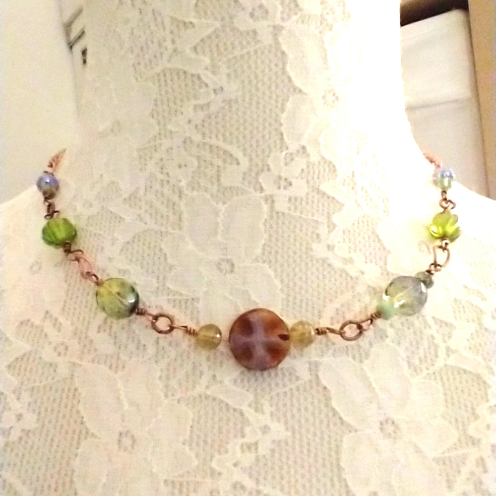 Elegant Multicolor Beaded Necklace